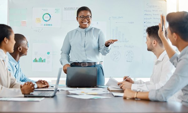 Découvrez les stratégies incontournables du marketing B2B en 2025
